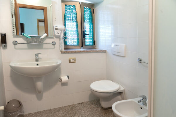 Bagno della Camera Vigna Antica con lavabo, WC e bidet